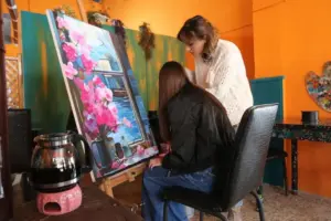 Hakkari’de Kafe Sanat Merkezine Dönüştü